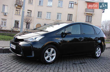 Универсал Toyota Prius v 2018 в Одессе
