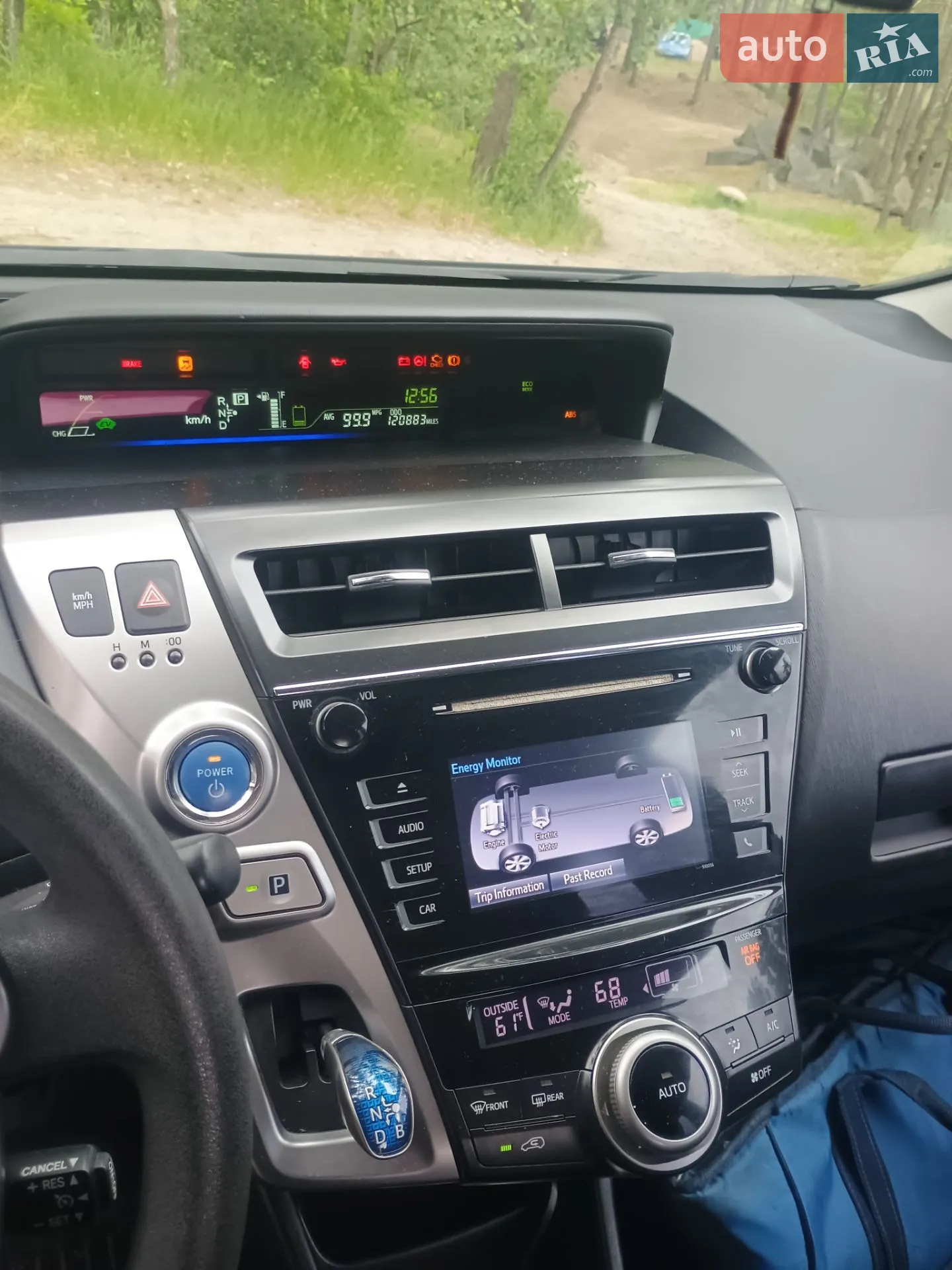 2015 Toyota Prius v (+) - мініатюра 14