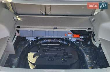 Універсал Toyota Prius v 2012 в Черкасах