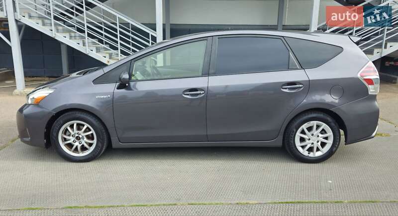 Универсал Toyota Prius v 2016 в Одессе фото 8 Универсал Toyota Prius v 2016 в Одессе