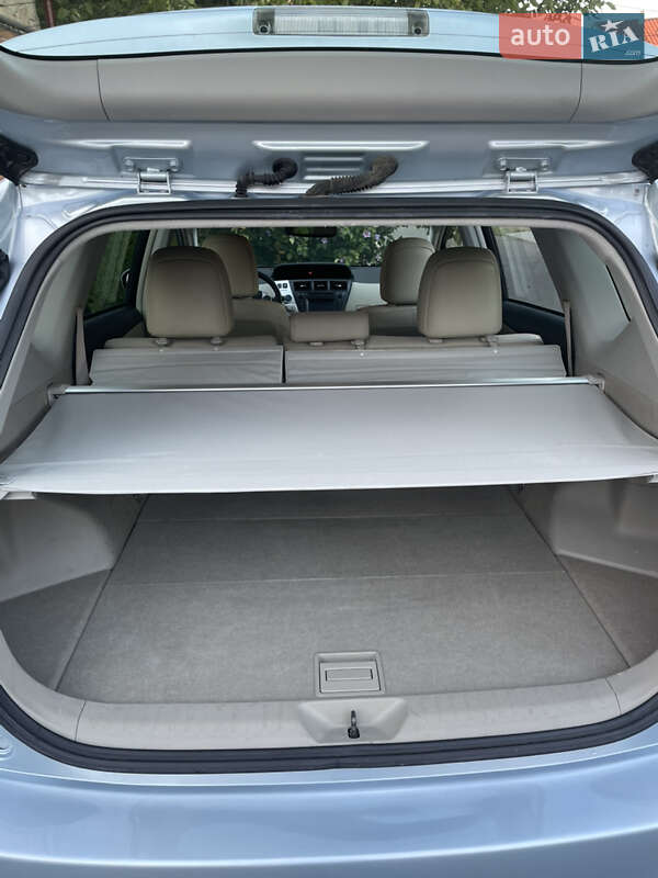 Универсал Toyota Prius v 2013 в Черноморске фото 13 Универсал Toyota Prius v 2013 в Черноморске