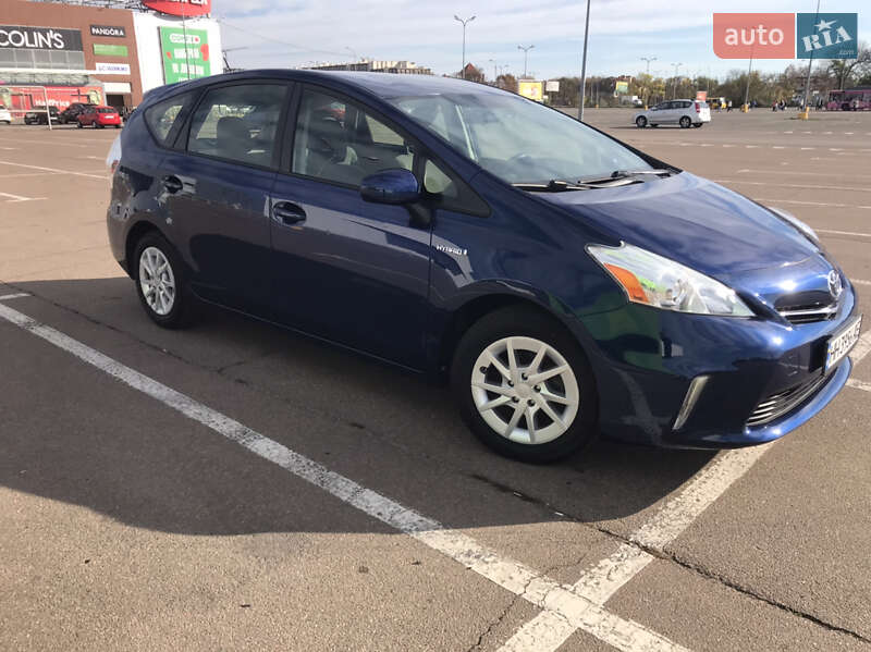 Универсал Toyota Prius v 2012 в Одессе фото 6 Универсал Toyota Prius v 2012 в Одессе
