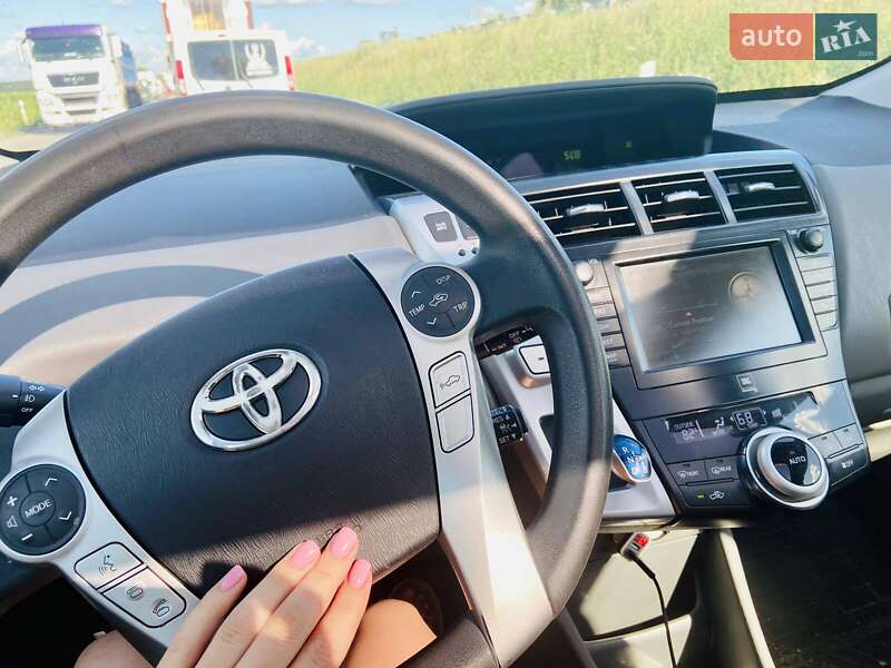 Универсал Toyota Prius v 2012 в Харькове фото 3 Универсал Toyota Prius v 2012 в Харькове