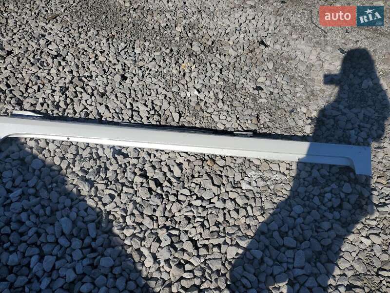 Универсал Toyota Prius v 2017 в Львове