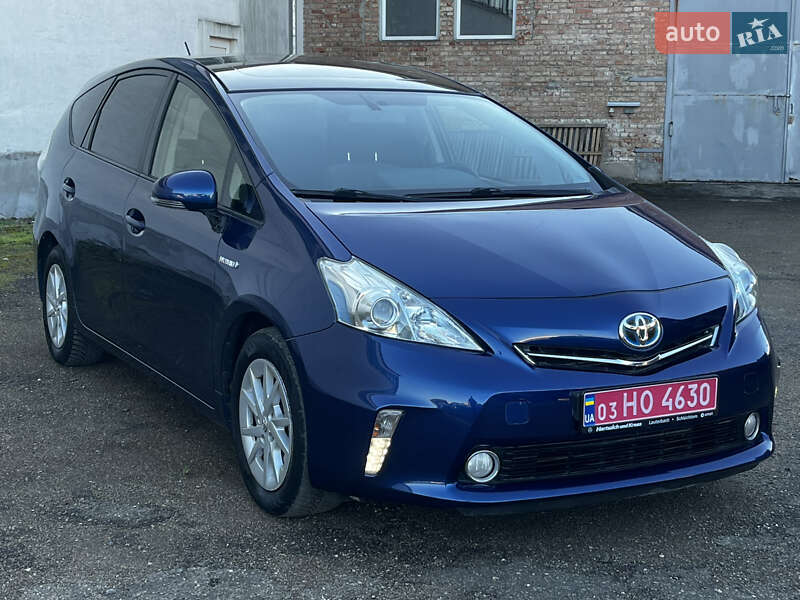 Универсал Toyota Prius v 2013 в Луцке фото 3 Универсал Toyota Prius v 2013 в Луцке
