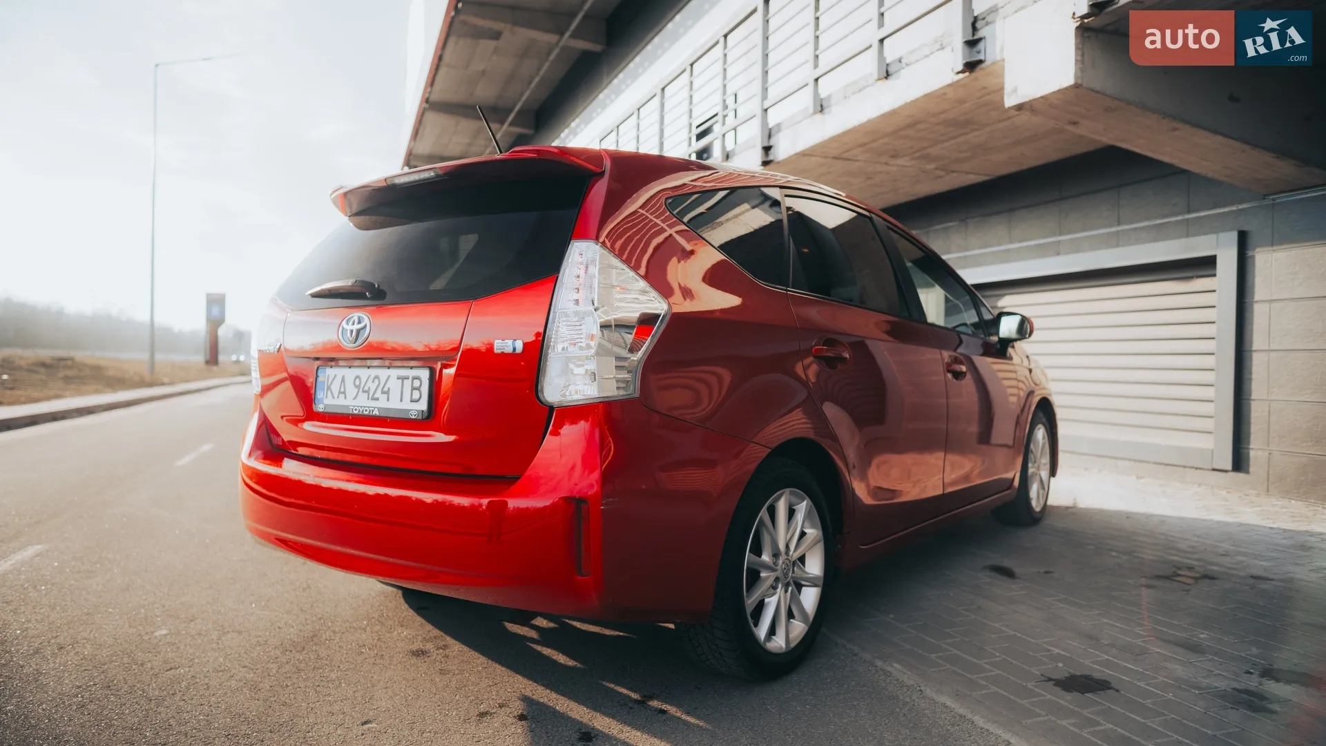 2013 Toyota Prius v (+) - мініатюра 5