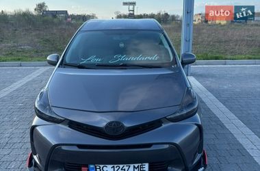 Універсал Toyota Prius v 2014 в Львові