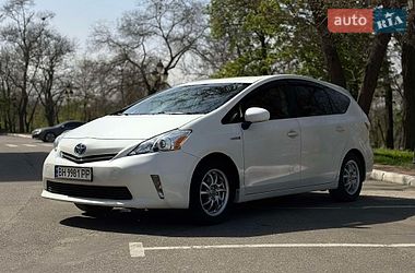 Универсал Toyota Prius v 2012 в Одессе