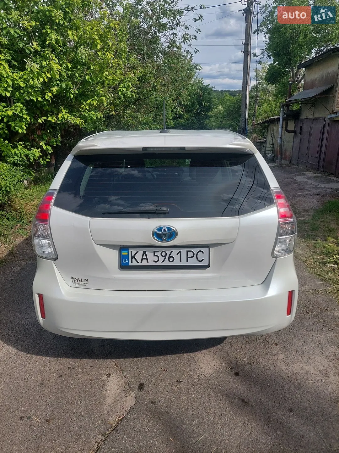 2015 Toyota Prius v (+) - мініатюра 11