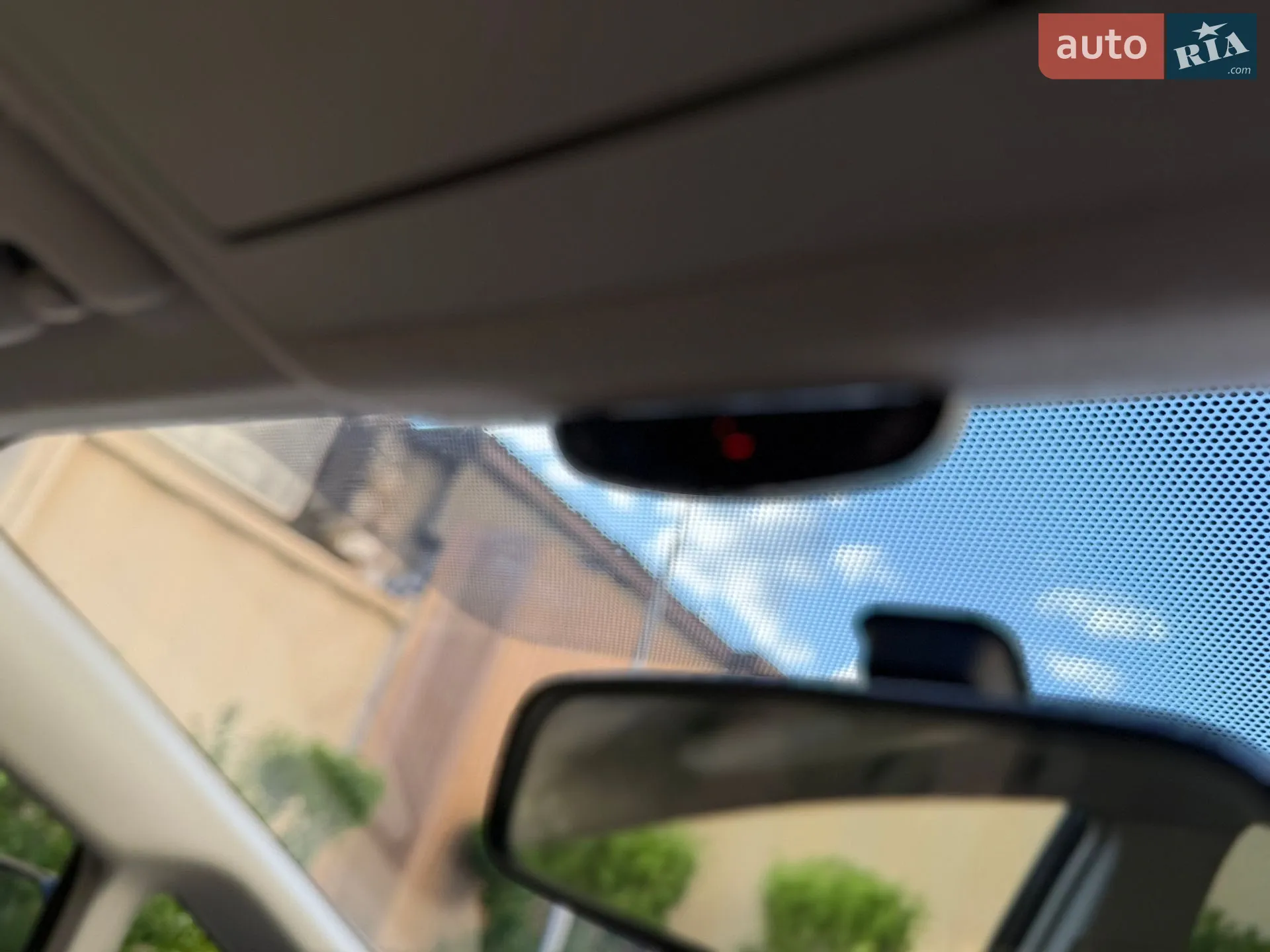 2013 Toyota Prius v (+) - мініатюра 42