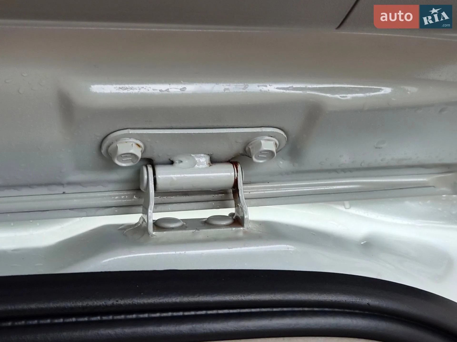 2014 Toyota Prius v (+) - мініатюра 18