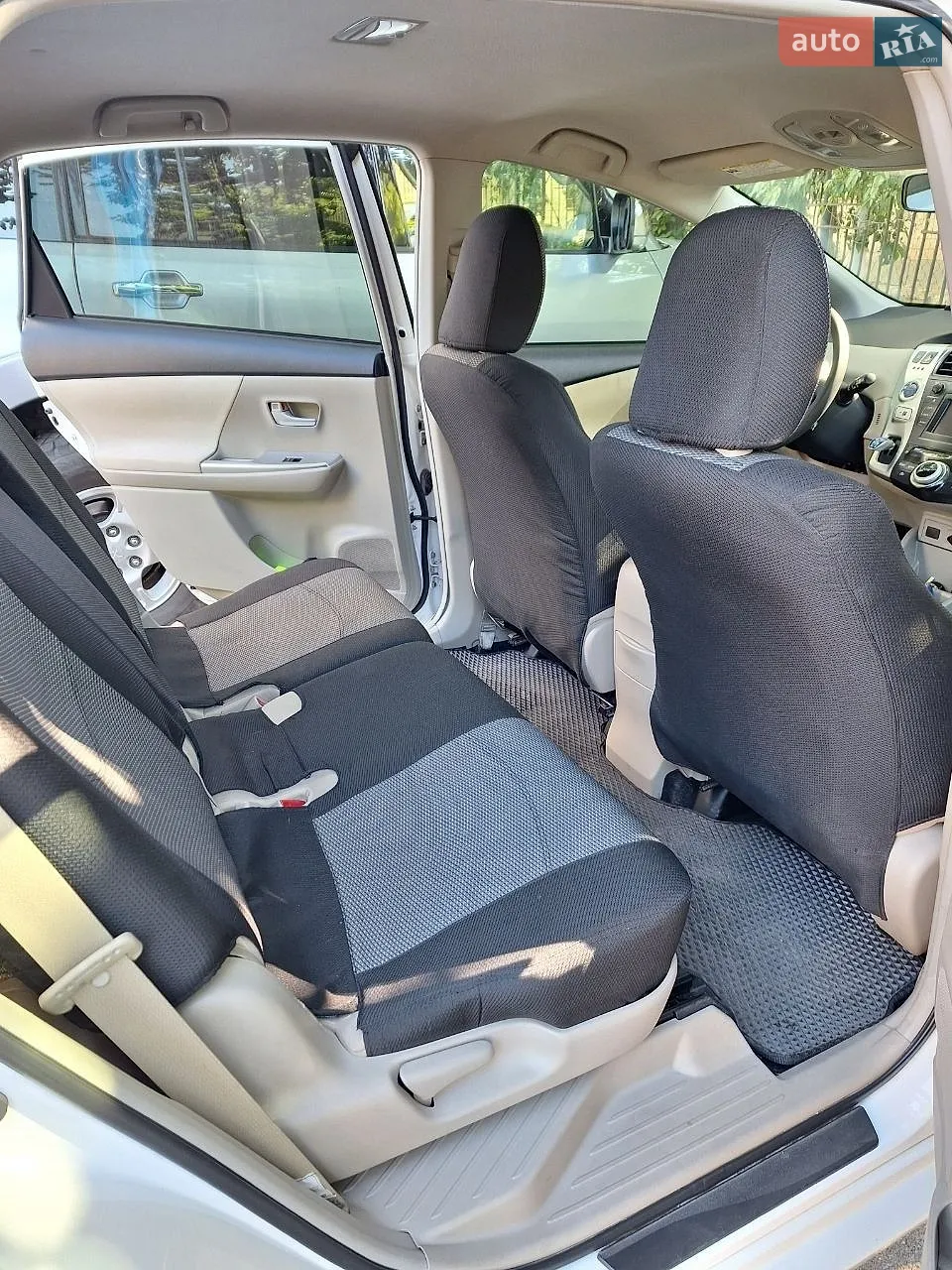2012 Toyota Prius v (+) - мініатюра 22