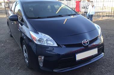 Хэтчбек Toyota Prius 2013 в Николаеве