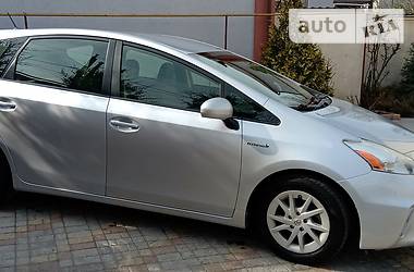 Універсал Toyota Prius 2012 в 