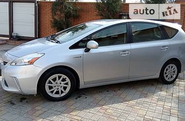 Універсал Toyota Prius 2012 в 