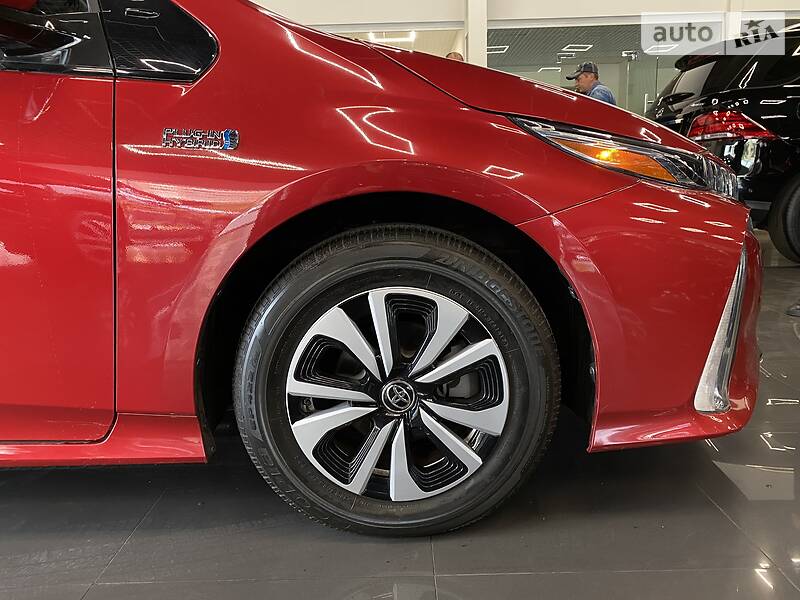 Хетчбек Toyota Prius 2017 в Одесі