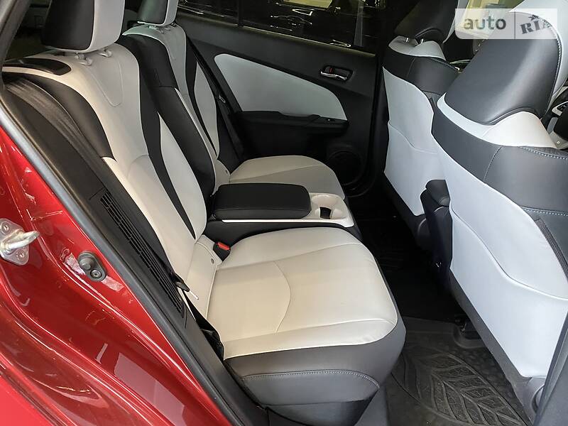 Хетчбек Toyota Prius 2017 в Одесі