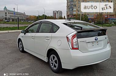 Хэтчбек Toyota Prius 2014 в Киеве