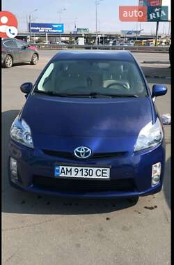 Седан Toyota Prius 2010 в Киеве