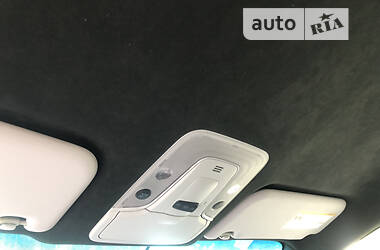 Хетчбек Toyota Prius 2016 в 