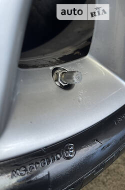 Хетчбек Toyota Prius 2012 в Дніпрі