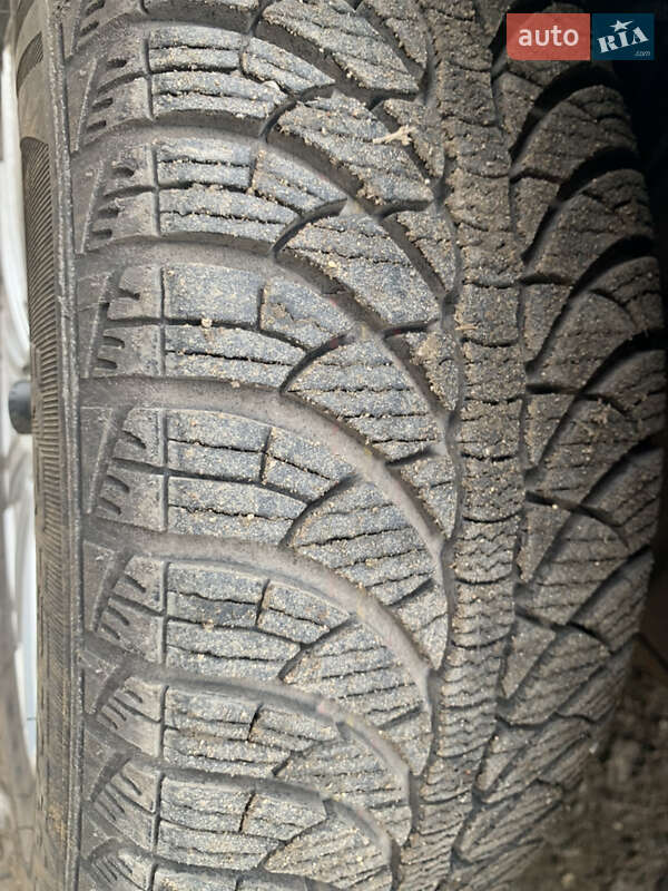 Хетчбек Toyota Prius 2005 в Могилів-Подільському