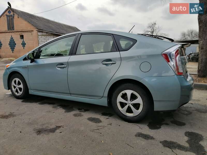 Хетчбек Toyota Prius 2013 в Харкові