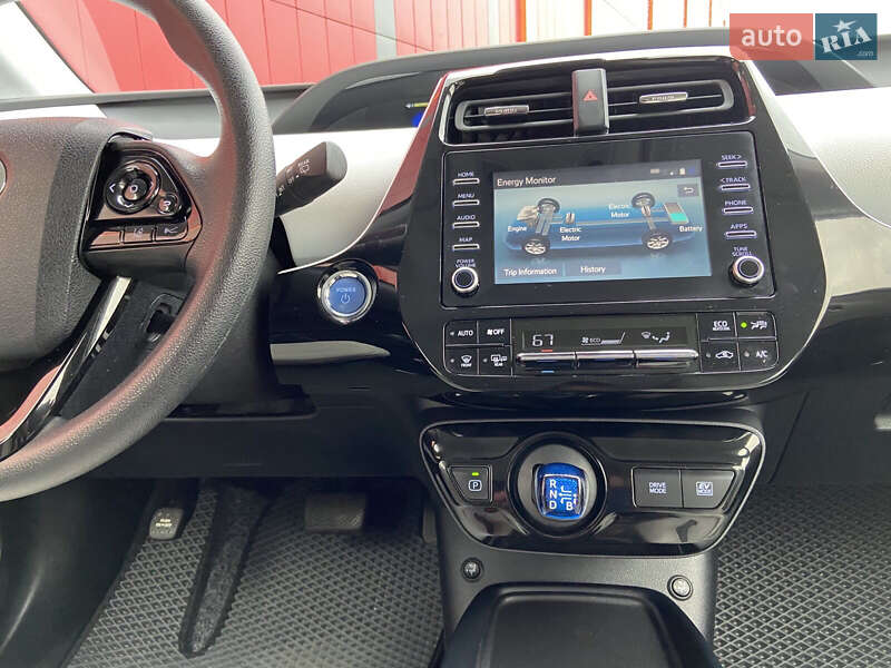Хетчбек Toyota Prius 2019 в Києві