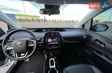 Хэтчбек Toyota Prius 2016 в Одессе