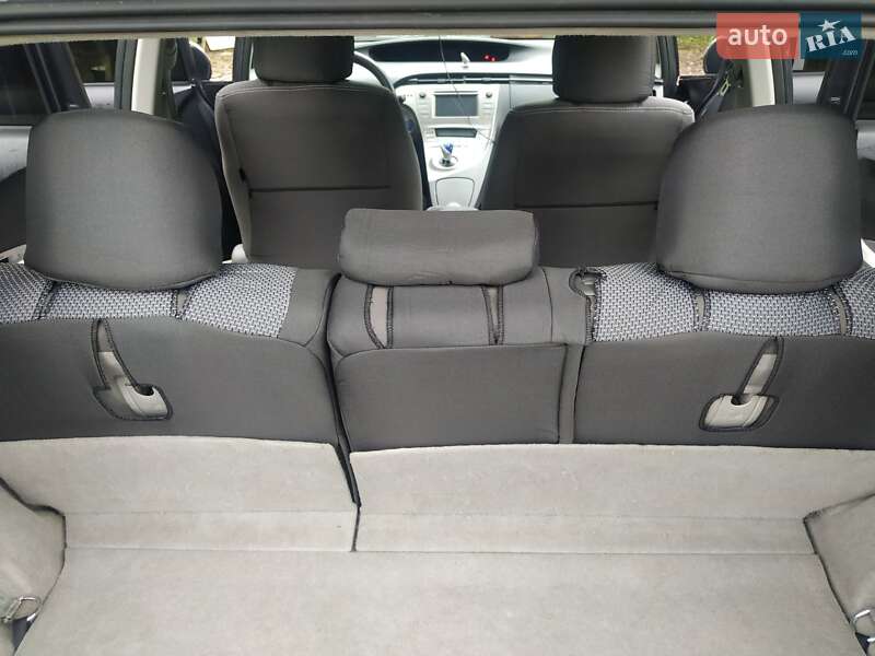 Хэтчбек Toyota Prius 2014 в Стрые