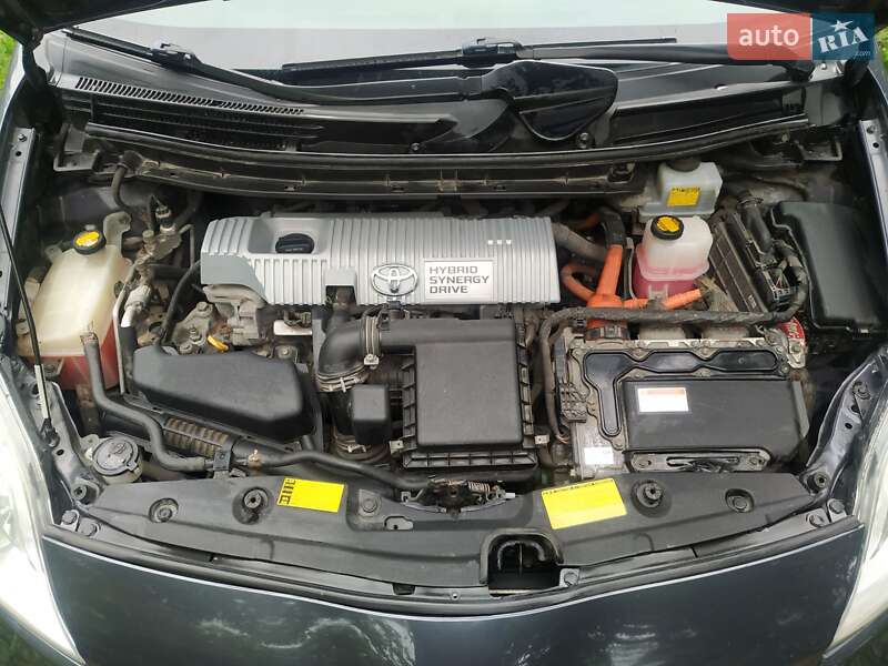 Хэтчбек Toyota Prius 2014 в Стрые