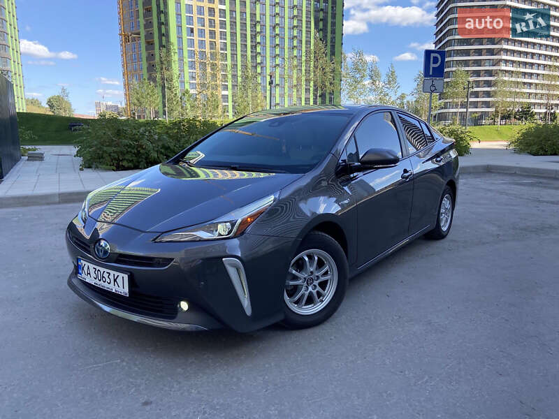 Toyota Prius 2019