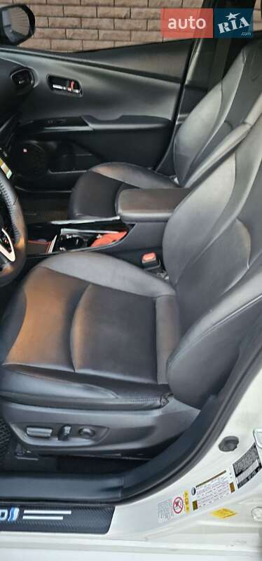 Хэтчбек Toyota Prius 2019 в Виннице