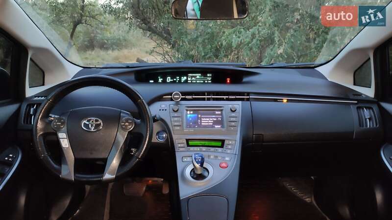 Хетчбек Toyota Prius 2013 в Миколаєві