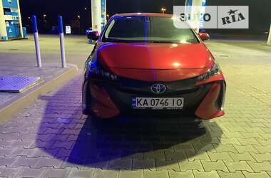 Хэтчбек Toyota Prius 2017 в Львове