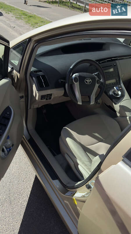 Хетчбек Toyota Prius 2011 в Києві