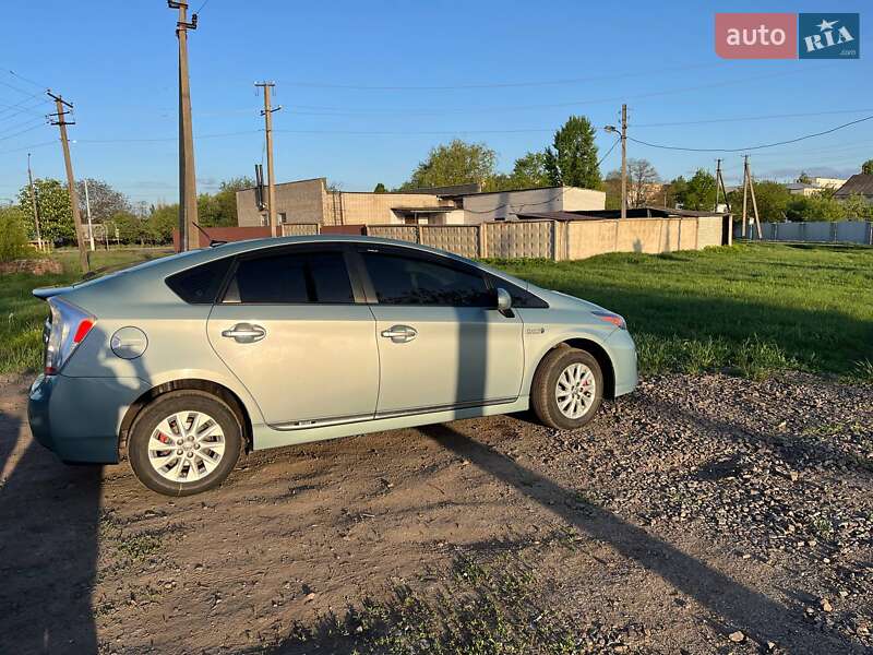 Хетчбек Toyota Prius 2013 в Харкові