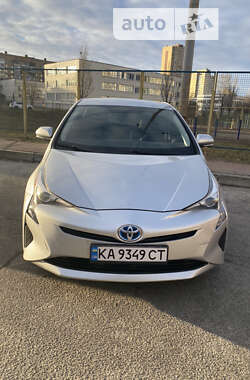 Хетчбек Toyota Prius 2016 в Києві