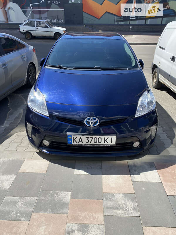 Хэтчбек Toyota Prius 2012 в Киеве