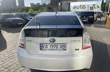 Хэтчбек Toyota Prius 2010 в Киеве
