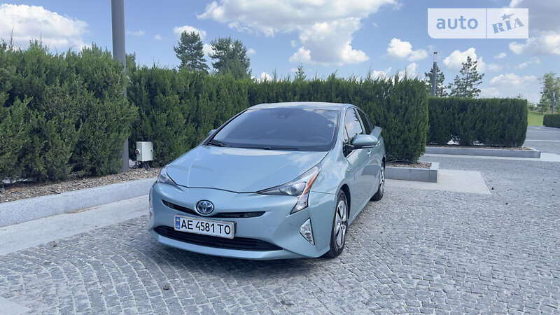 Toyota Prius 2018