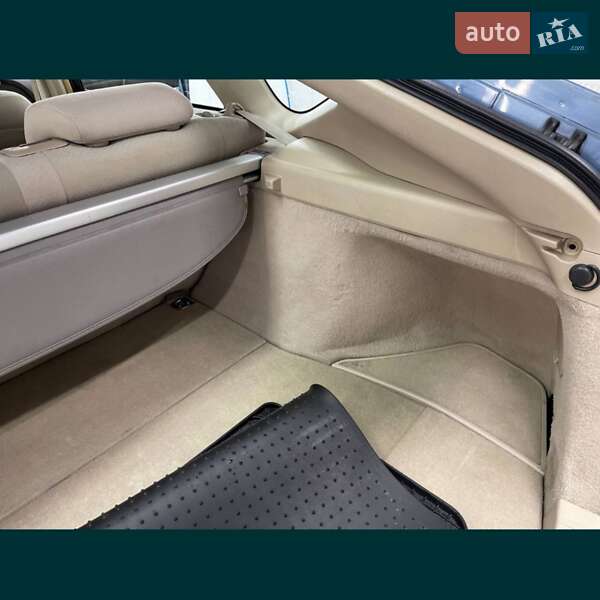 Хэтчбек Toyota Prius 2004 в Одессе фото 6 Хэтчбек Toyota Prius 2004 в Одессе