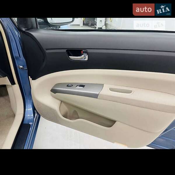 Хэтчбек Toyota Prius 2004 в Одессе фото 8 Хэтчбек Toyota Prius 2004 в Одессе