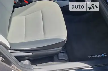 Toyota Prius 2016