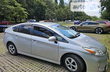 Хэтчбек Toyota Prius 2013 в Киеве