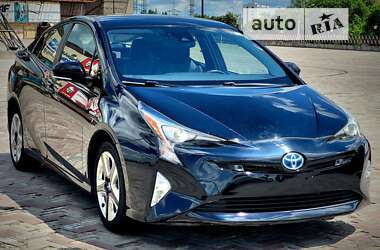 Хэтчбек Toyota Prius 2017 в Харькове