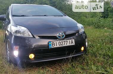 Хэтчбек Toyota Prius 2013 в Полтаве