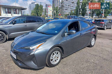 Хэтчбек Toyota Prius 2016 в Киеве