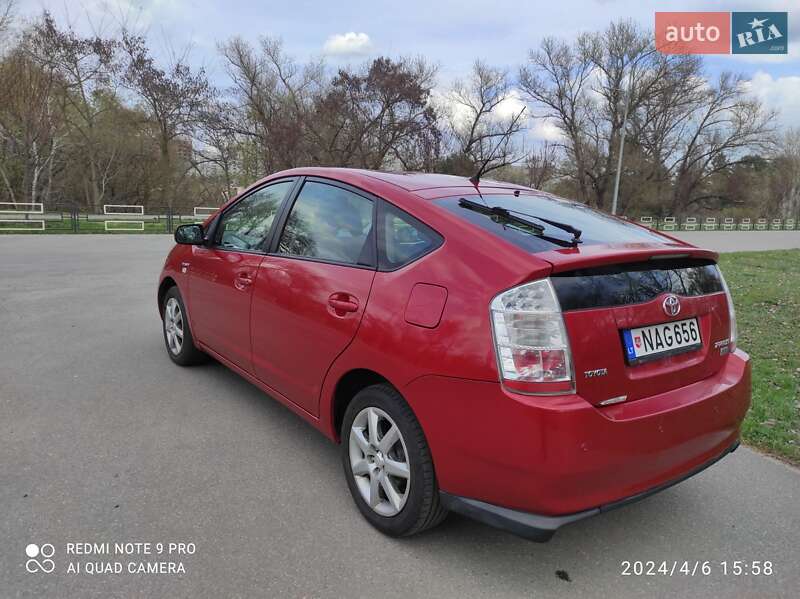 Хетчбек Toyota Prius 2008 в Горішніх Плавнях