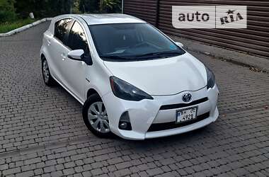 Хэтчбек Toyota Prius 2012 в Одессе